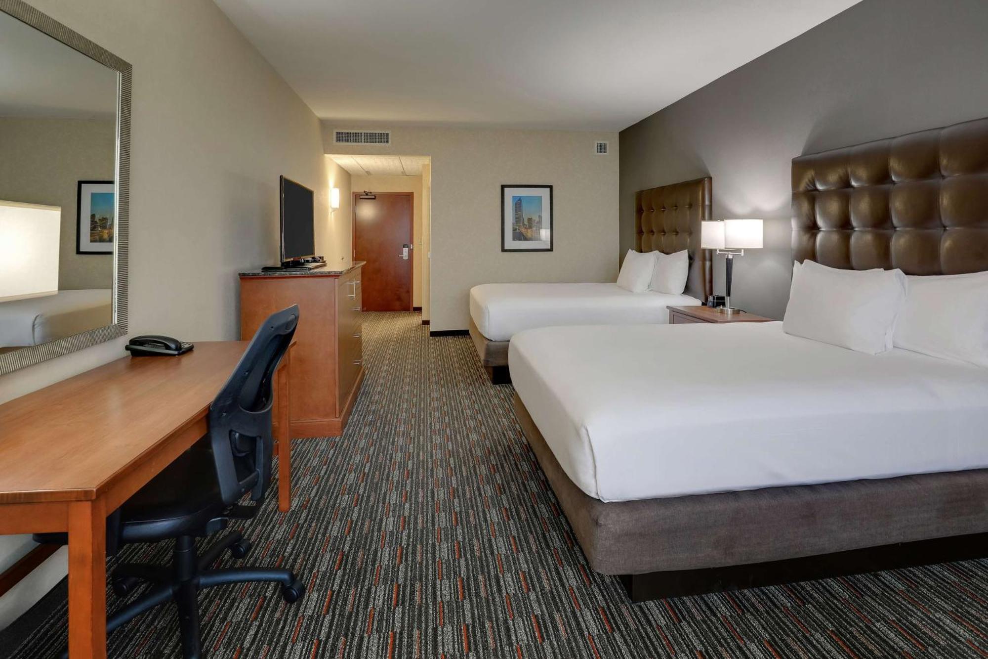 Drury Inn & Suites Charlotte Arrowood المظهر الخارجي الصورة