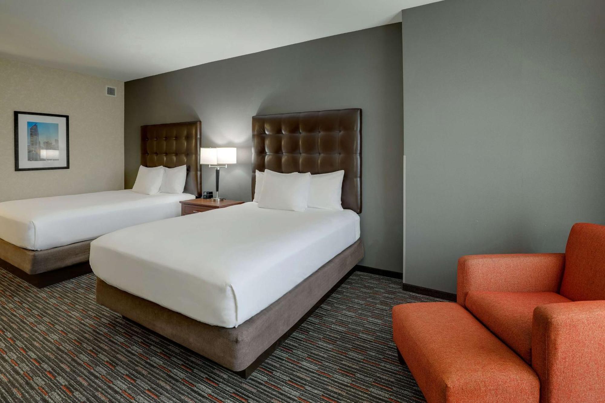 Drury Inn & Suites Charlotte Arrowood المظهر الخارجي الصورة