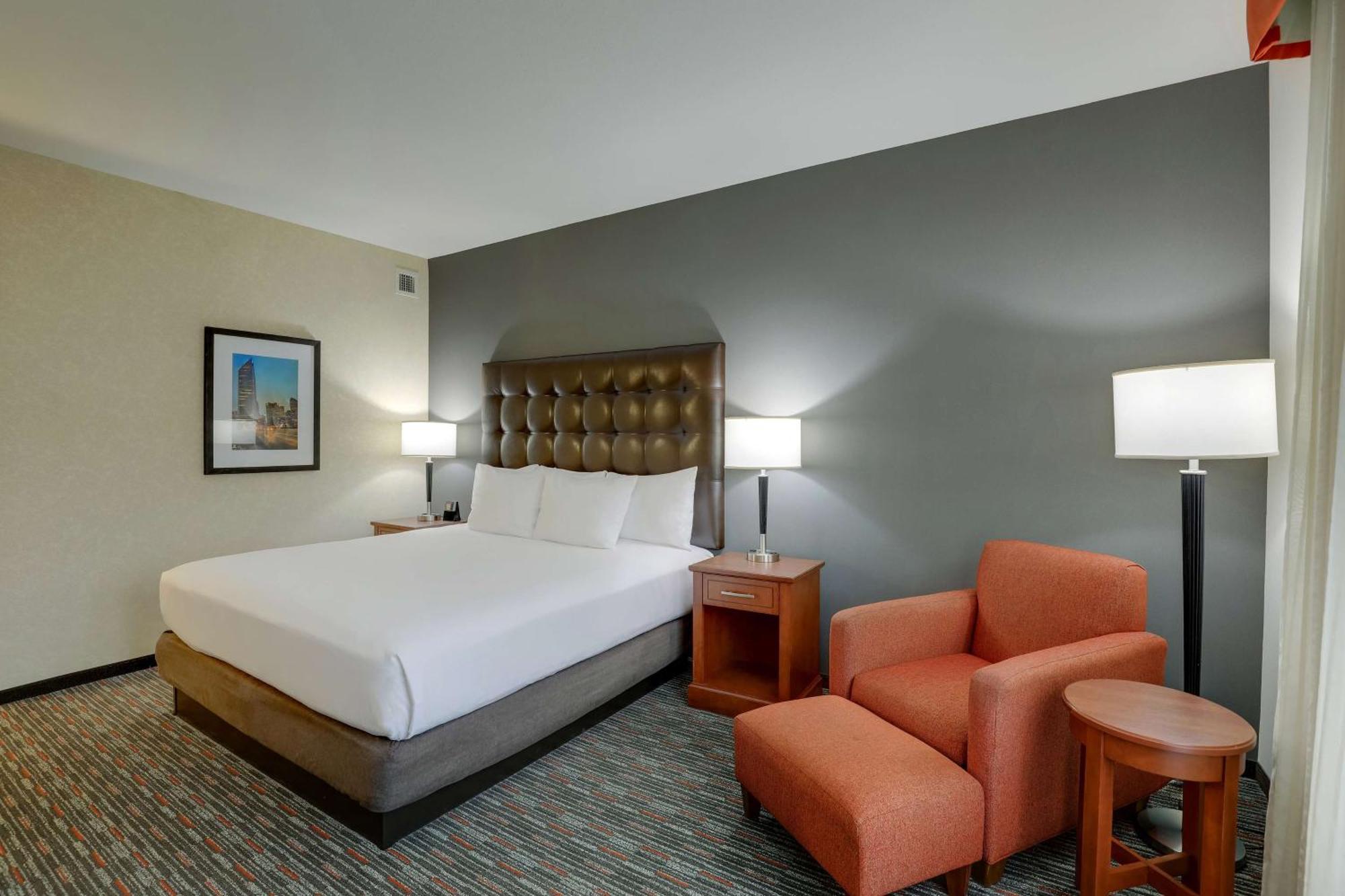Drury Inn & Suites Charlotte Arrowood المظهر الخارجي الصورة