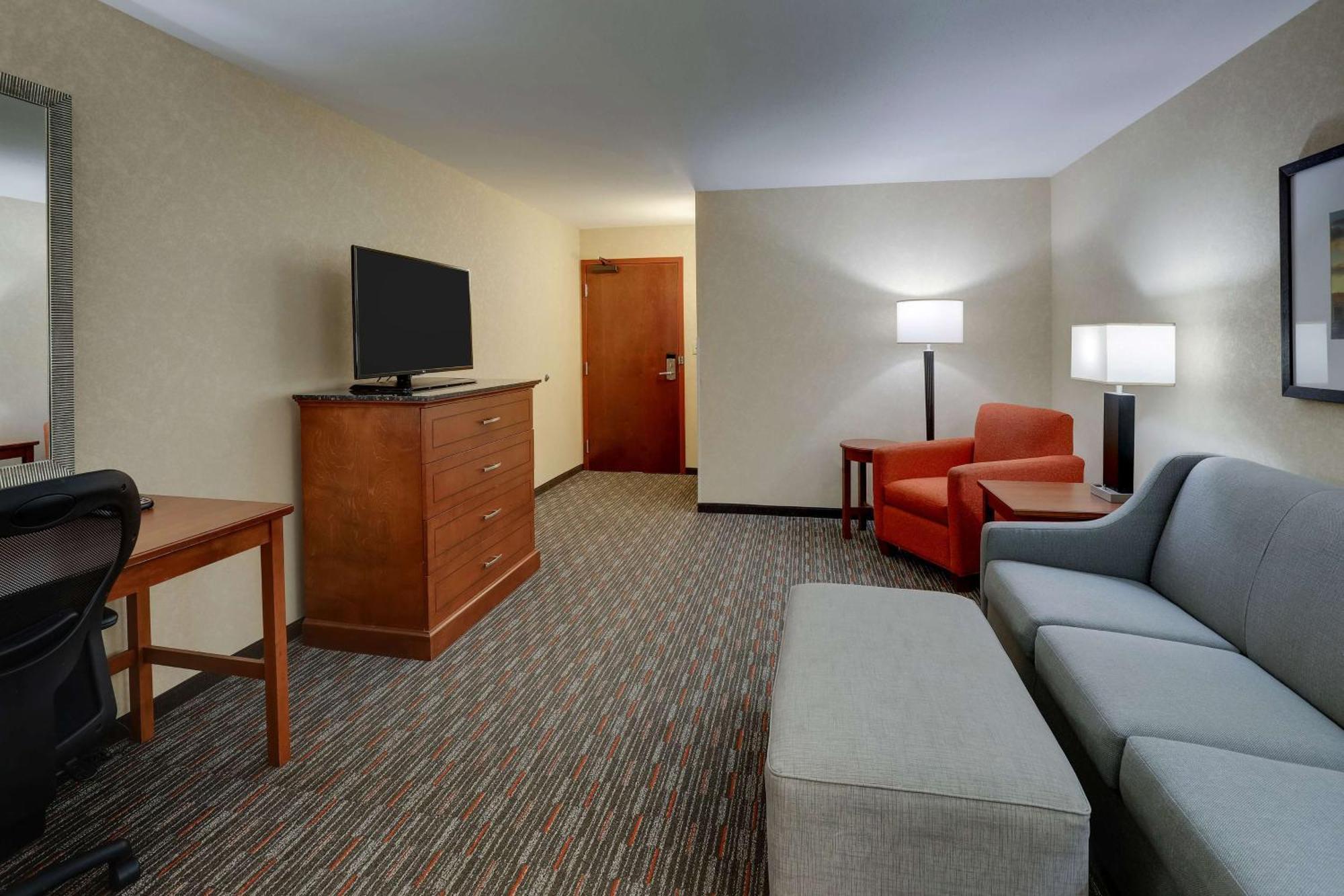 Drury Inn & Suites Charlotte Arrowood المظهر الخارجي الصورة
