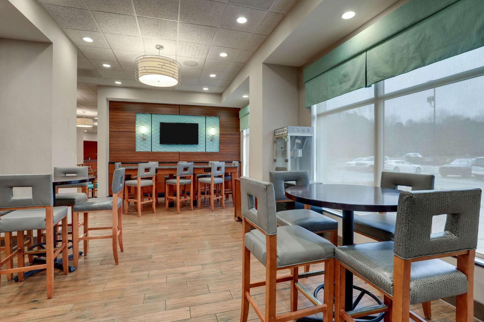 Drury Inn & Suites Charlotte Arrowood المظهر الخارجي الصورة